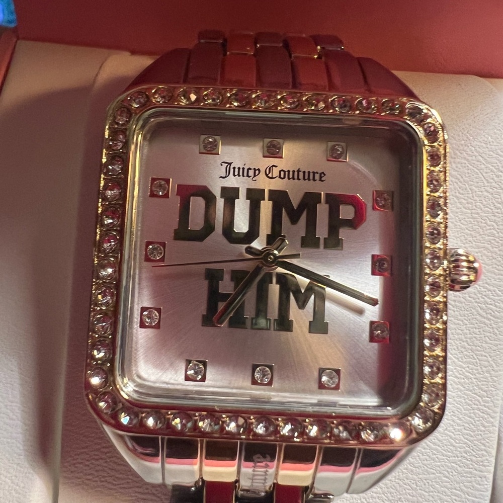 Juicy Couture Los Angeles NWT Gold & Silver Tone “DUMP HIM” Rhinestone Watch - Picture 2 of 8